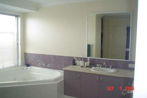 Property photo of 8 Prince Regent Gate Bertram WA 6167