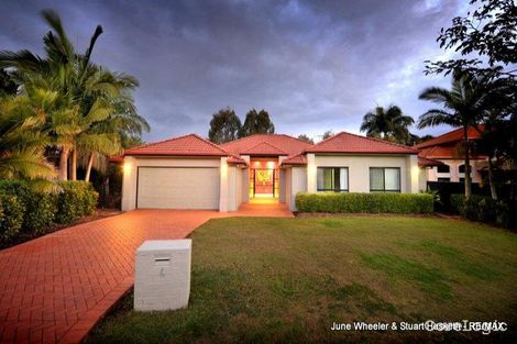 Property photo of 6 Beckenham Place Carindale QLD 4152