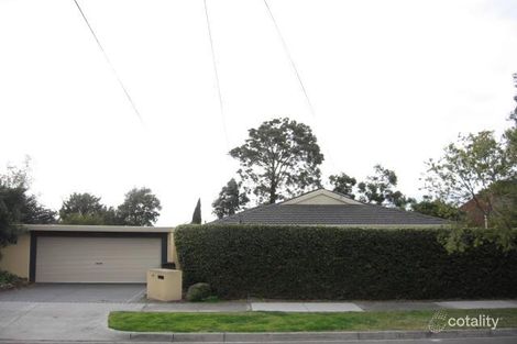 Property photo of 18 Paxton Drive Glen Waverley VIC 3150