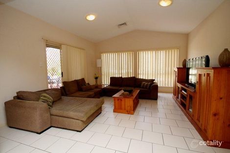 Property photo of 16 Ferraro Crescent West Hoxton NSW 2171