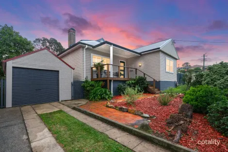 2 Clarence Rd, Waratah West, NSW 2298