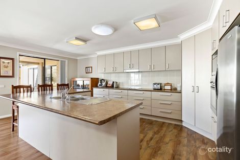 Property photo of 5 Marcelle Close Broulee NSW 2537