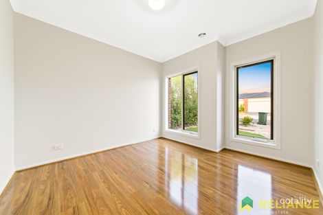 Property photo of 6 Grassdart Street Tarneit VIC 3029