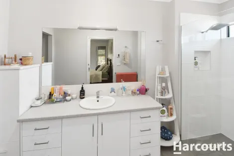 Property photo of 2 Wirth Court Horsham VIC 3400