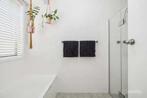 Property photo of 2 Elizabeth Street Flagstaff Hill SA 5159