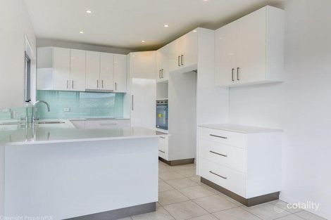 Property photo of 2/52 Malunna Road Lindisfarne TAS 7015
