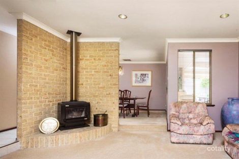 Property photo of 10 Hollingsworth Way Leeming WA 6149