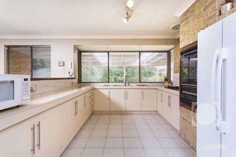 Property photo of 10 Hollingsworth Way Leeming WA 6149