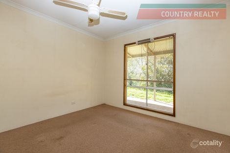 Property photo of 24 Hassell Close Toodyay WA 6566