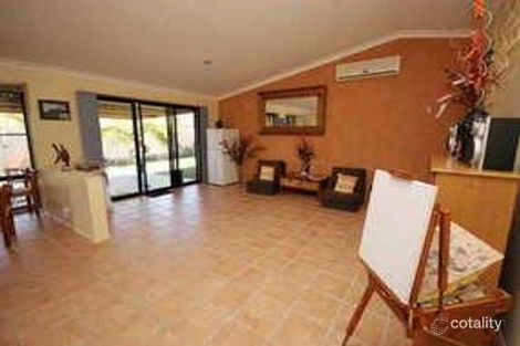 Property photo of 18 Coronation Street Old Bar NSW 2430