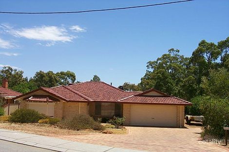 29 Ind St, Lesmurdie, WA 6076