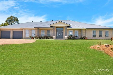 22 Windsor Cres, Moss Vale, NSW 2577