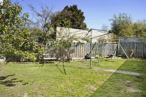 Property photo of 4 Course Close Forest Hill VIC 3131