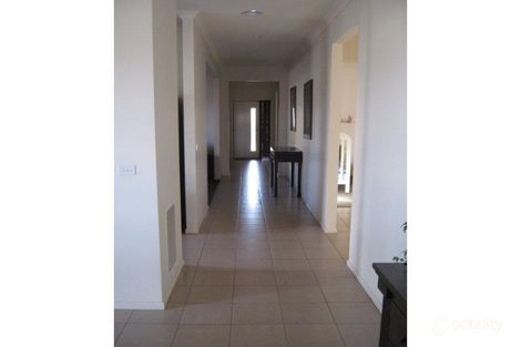 Property photo of 24 Broadway Street Roxburgh Park VIC 3064