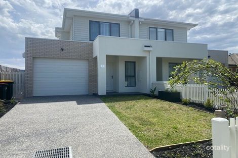Property photo of 1 Arvern Avenue Avondale Heights VIC 3034