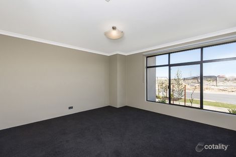 Property photo of 6 Bauxite Road Treeby WA 6164