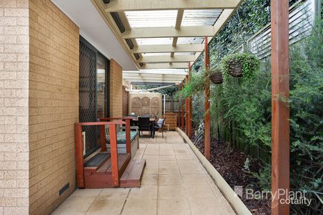 2/14 Liverpool Rd, Kilsyth, VIC 3137