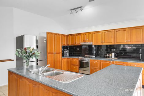 Property photo of 122 Wyndarra Way Koonawarra NSW 2530