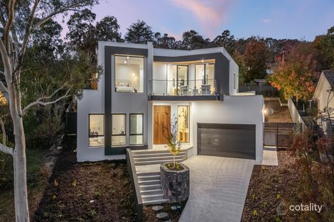 Property photo of 13 Rusden Place Garran ACT 2605