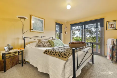 Property photo of 11 The Boulevarde Wy Yung VIC 3875