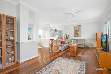 Property photo of 54 Harris Street Hawthorne QLD 4171