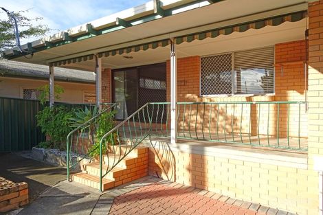 Property photo of 52 Ridgeway Avenue Southport QLD 4215