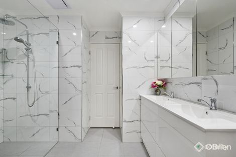 Property photo of 9 Quirk Court Endeavour Hills VIC 3802