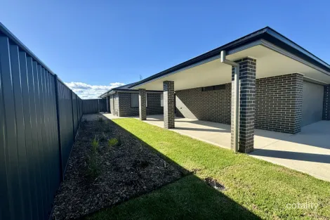 92 Evesham Cct, North Tamworth, NSW 2340