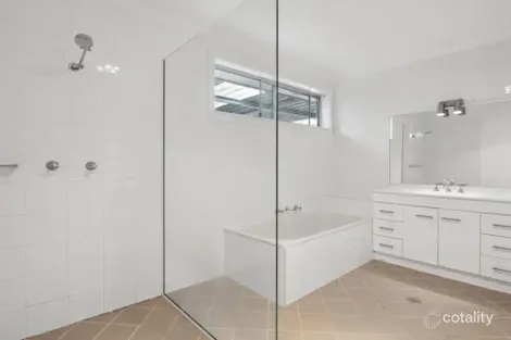 Property photo of 36 Prince James Avenue Coffs Harbour NSW 2450