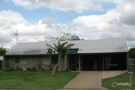 17 Hawkins Dr, Blackwater, QLD 4717