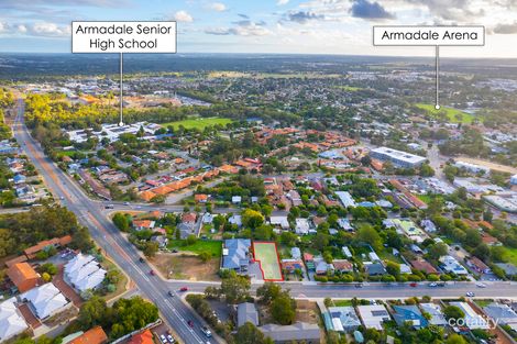 8 Fourth Rd, Armadale, WA 6112