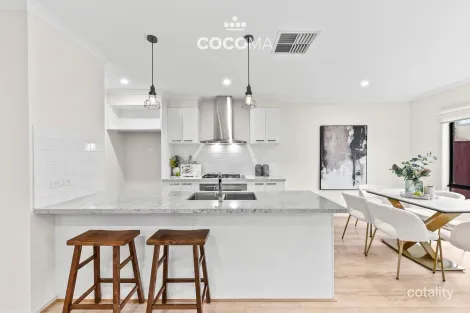 Property photo of 13 Weatherall Way Keysborough VIC 3173