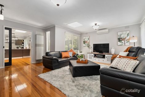 Property photo of 2 Denham Close Frankston VIC 3199