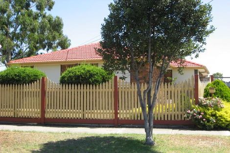 Property photo of 15 Woodland Drive Albanvale VIC 3021