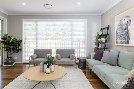 Property photo of 23 Cornwall Street Pallara QLD 4110