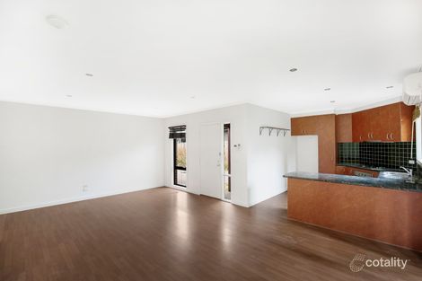 Property photo of 4/102 McMahon Road Reservoir VIC 3073