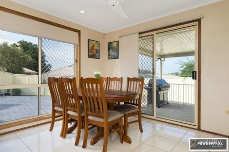 Property photo of 18 McLaren Place Ingleburn NSW 2565