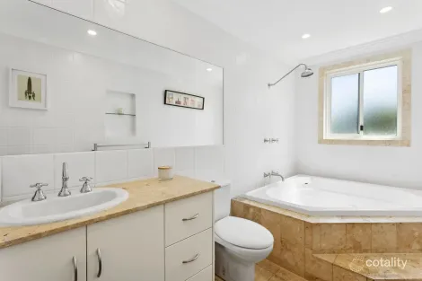 Property photo of 4/119 Ocean Street Narrabeen NSW 2101
