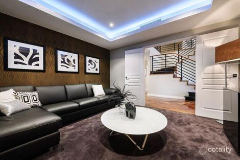 Property photo of 11 Romano Crescent Iluka WA 6028