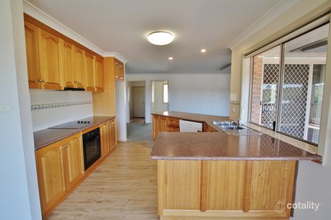 Property photo of 13 Hargreaves Crescent Young NSW 2594