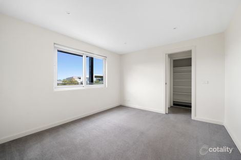 Property photo of 201/2C Walsh Street Ormond VIC 3204