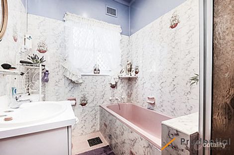 Property photo of 2 McGowen Crescent Liverpool NSW 2170