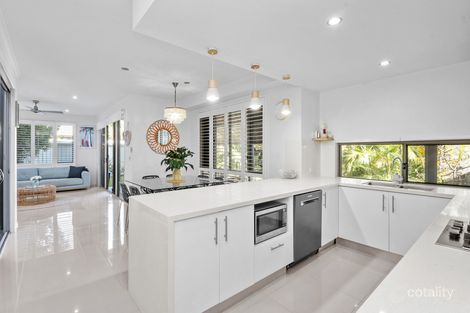 Property photo of 2/139 Mudjimba Beach Road Mudjimba QLD 4564