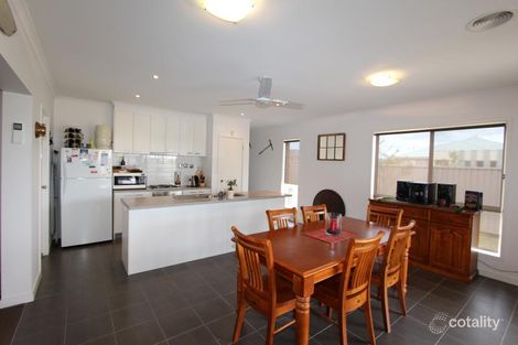 Property photo of 31 Clovedale Avenue Alfredton VIC 3350