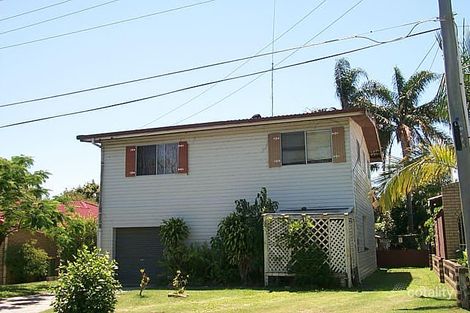 7 Annerley Ave, Runaway Bay, QLD 4216