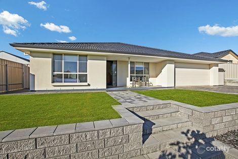 Property photo of 11 Byron Bay Boulevard Seaford Rise SA 5169