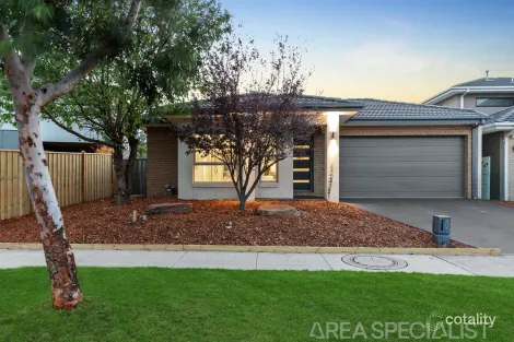 3 Annabella St, Cranbourne East, VIC 3977
