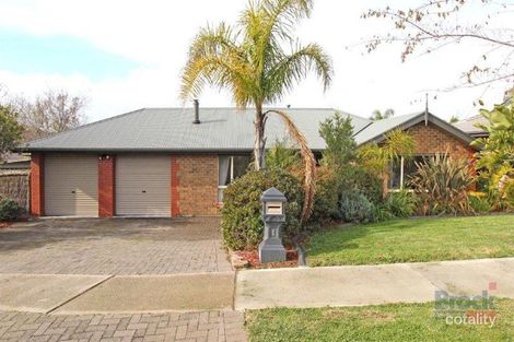 1 Brampton Ct, Hallett Cove, SA 5158