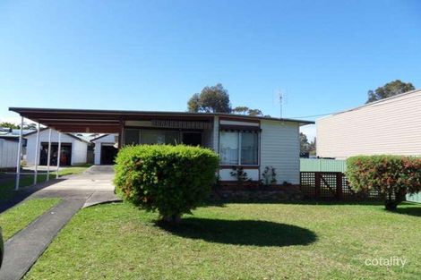 26 Ray St, Sussex Inlet, NSW 2540