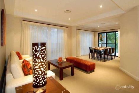 Property photo of 7 Sir Bruce Small Boulevard Benowa QLD 4217